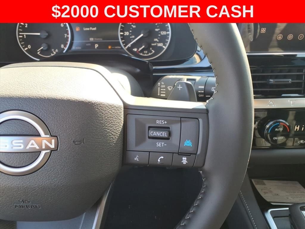 2026 Nissan Pathfinder SV