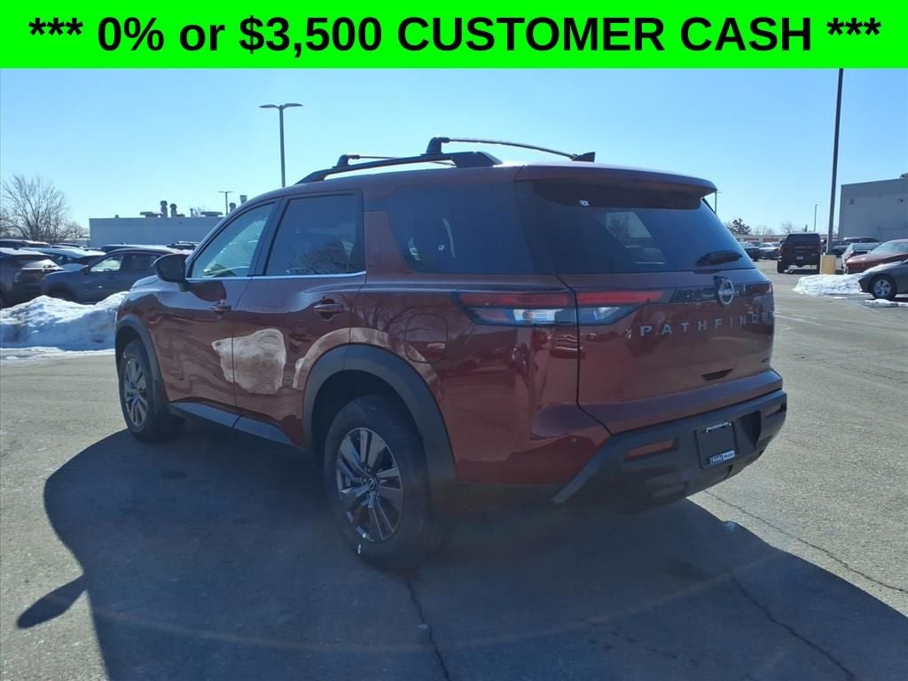 2026 Nissan Pathfinder SV