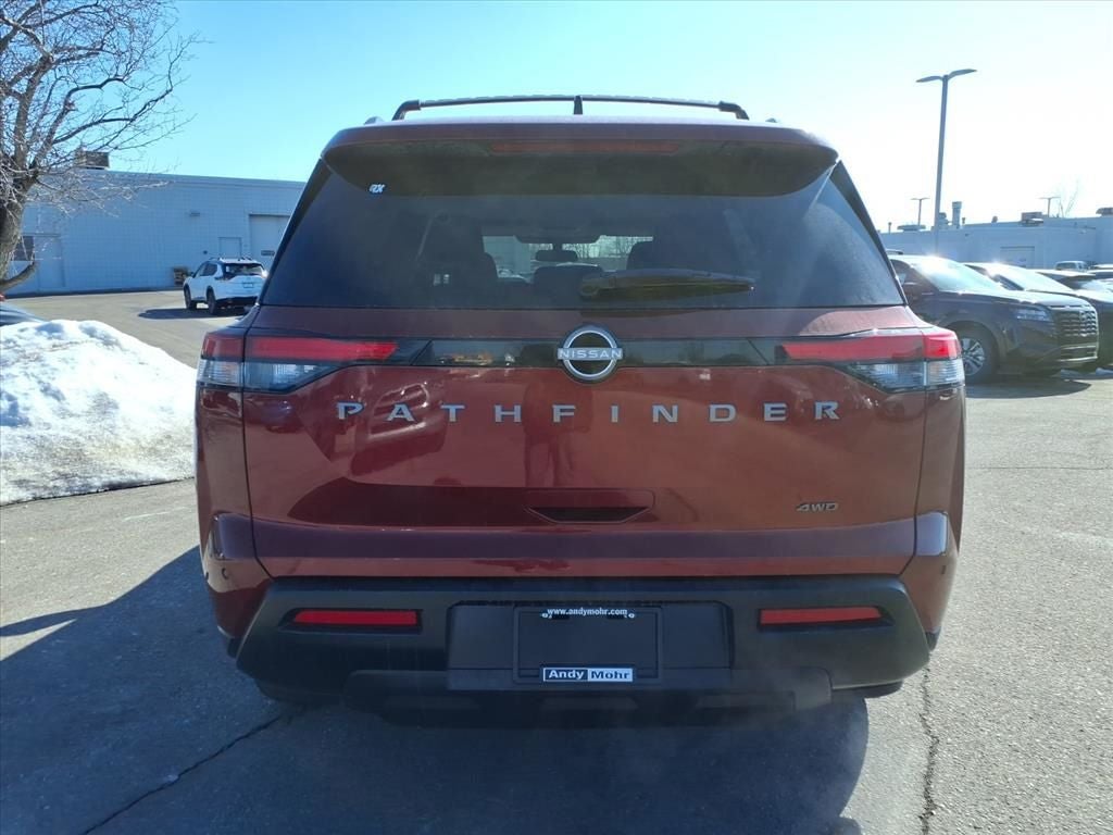 2026 Nissan Pathfinder SV