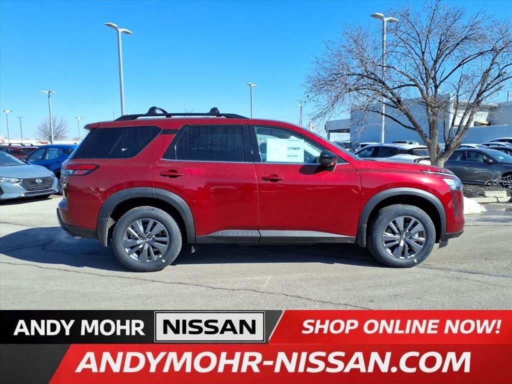 2026 Nissan Pathfinder SV