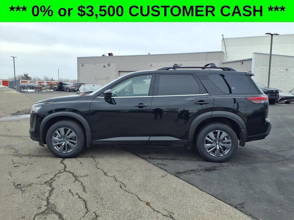 2026 Nissan Pathfinder SV