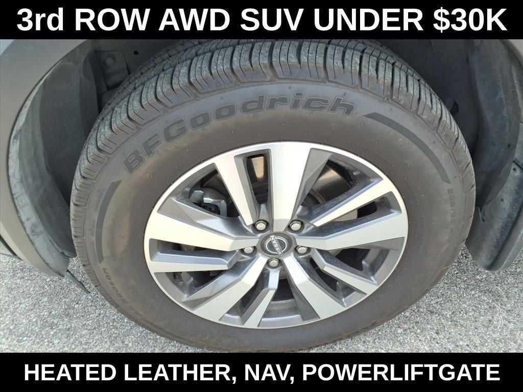 2023 Nissan Pathfinder SL