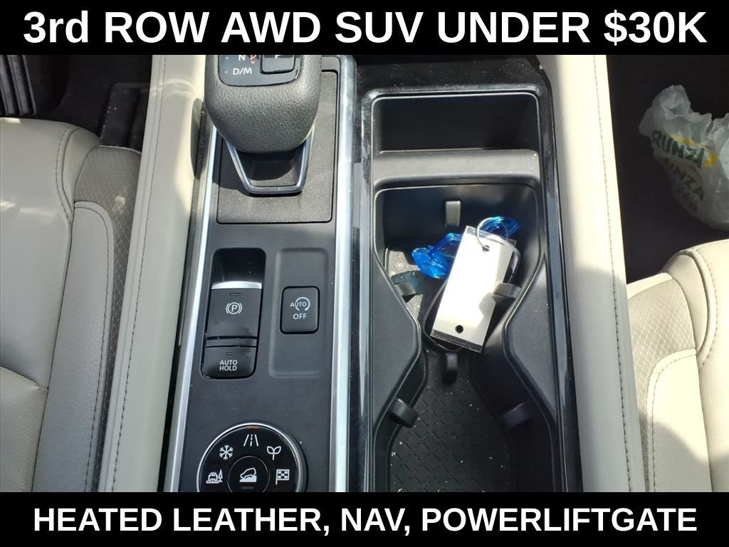 2023 Nissan Pathfinder SL