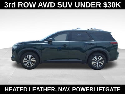 2023 Nissan Pathfinder SL