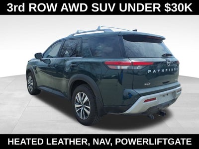 2023 Nissan Pathfinder SL