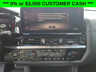 2026 Nissan Pathfinder SL