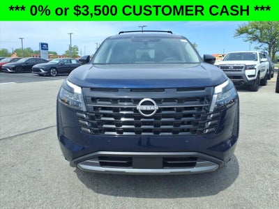 2026 Nissan Pathfinder SL