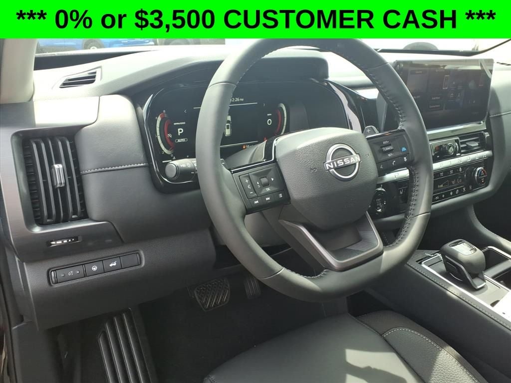 2026 Nissan Pathfinder SL