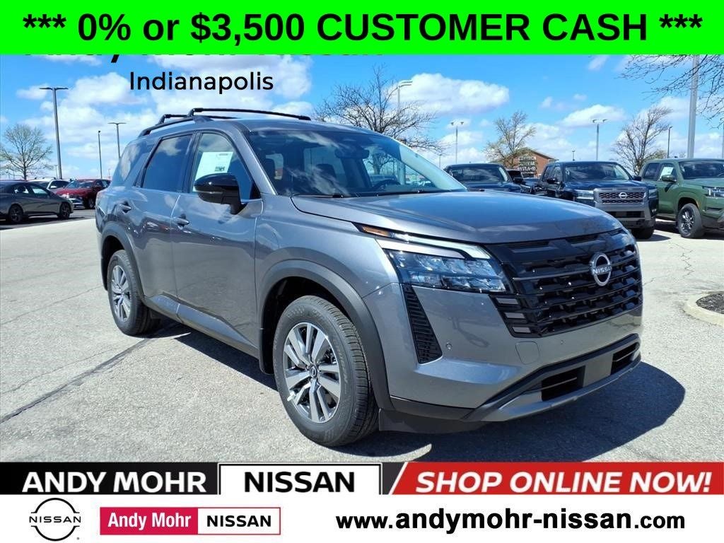 2026 Nissan Pathfinder SL