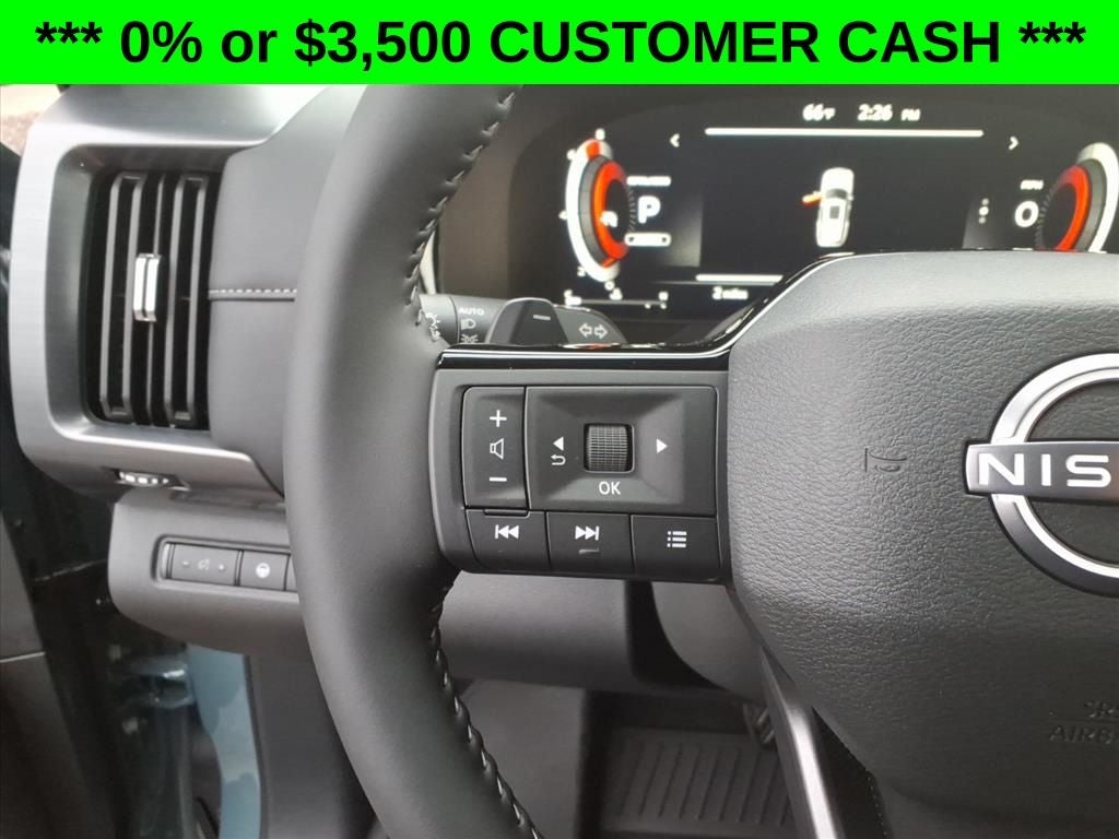 2026 Nissan Pathfinder SL