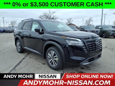 2026 Nissan Pathfinder SL