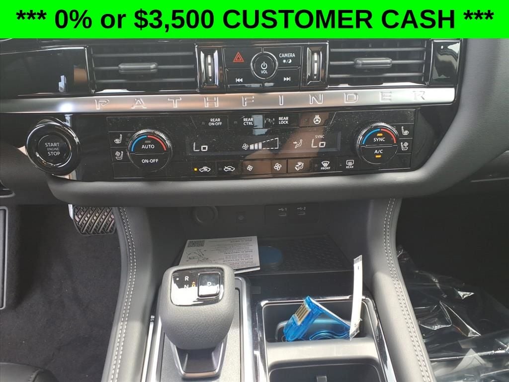 2026 Nissan Pathfinder Platinum