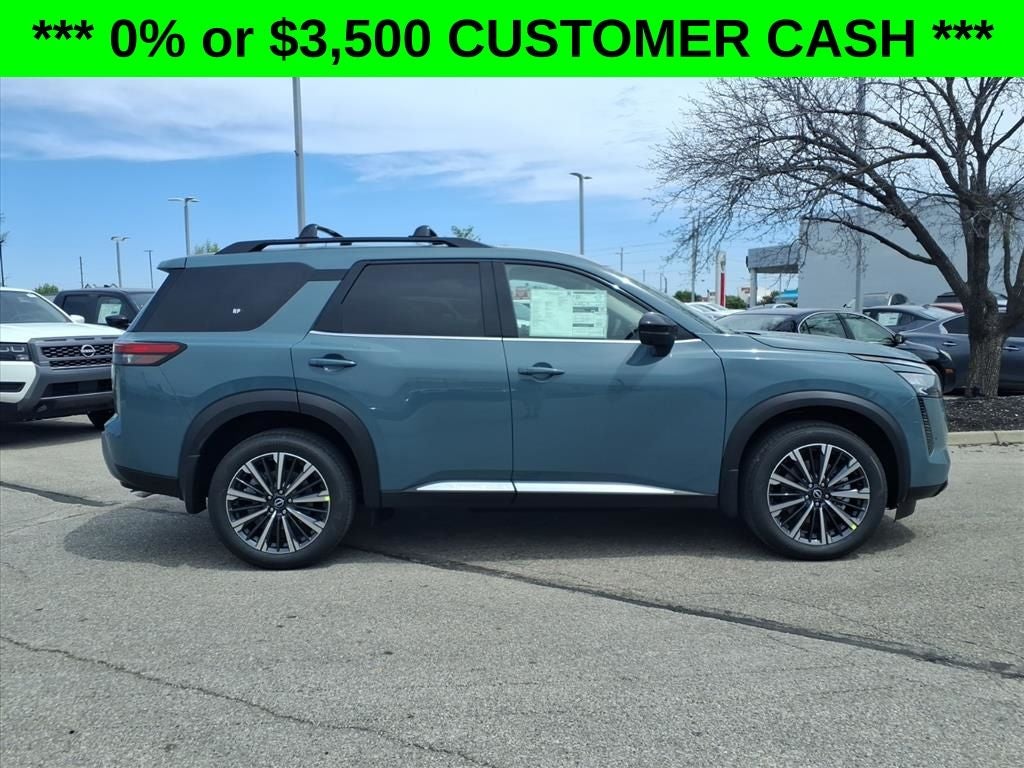 2026 Nissan Pathfinder Platinum