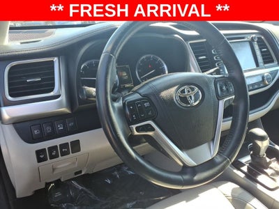 2018 Toyota Highlander Limited Platinum
