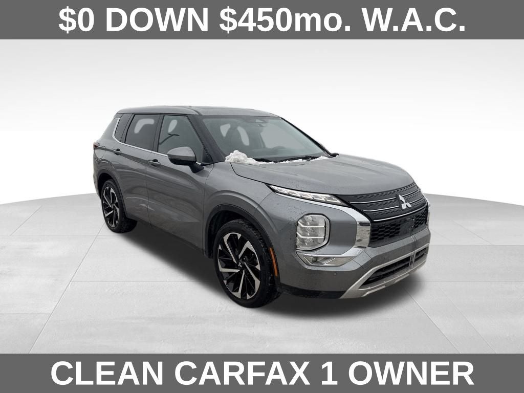 2024 Mitsubishi Outlander SE Black Edition w/Pano Roof