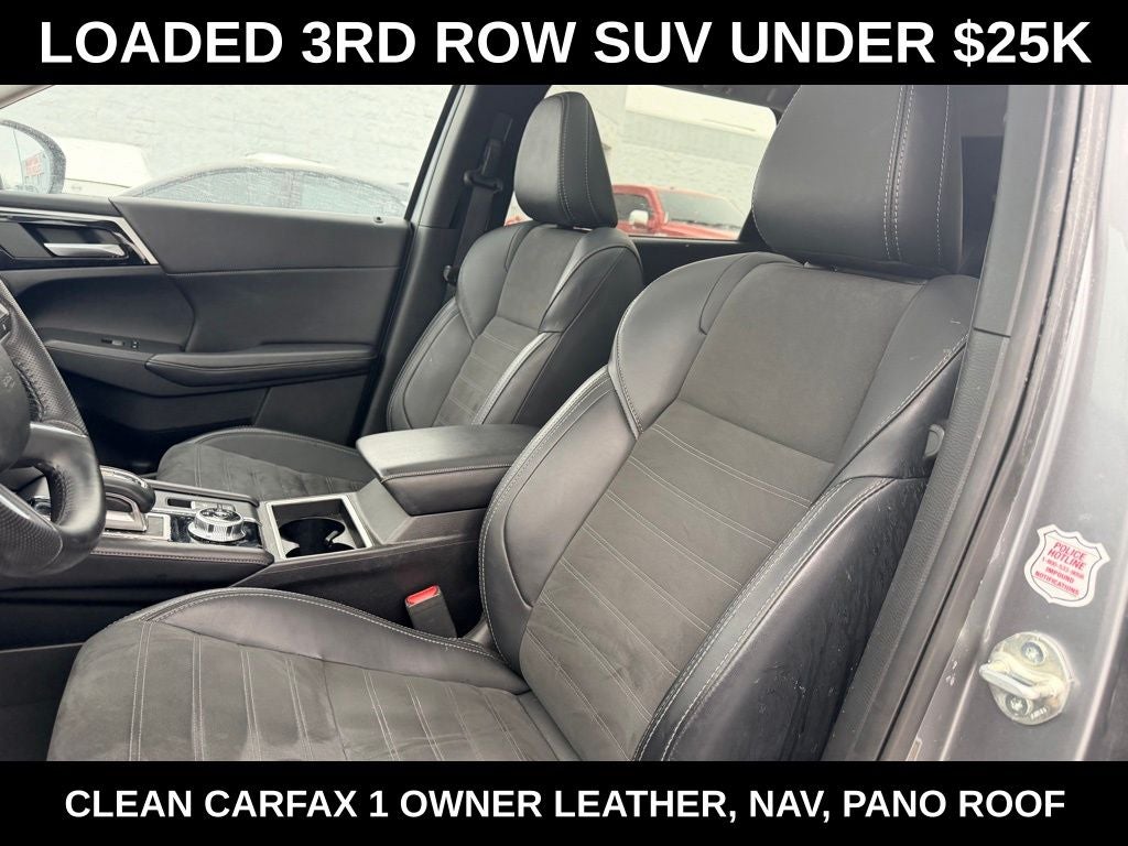 2024 Mitsubishi Outlander SE Black Edition w/Pano Roof