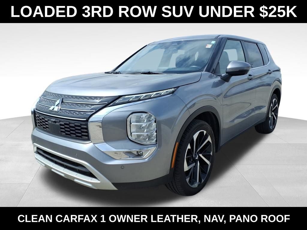 2024 Mitsubishi Outlander SE Black Edition w/Pano Roof