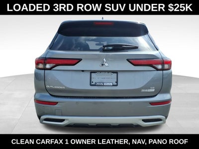 2024 Mitsubishi Outlander SE Black Edition w/Pano Roof