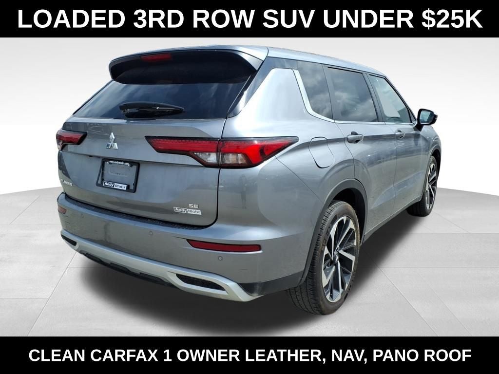 2024 Mitsubishi Outlander SE Black Edition w/Pano Roof