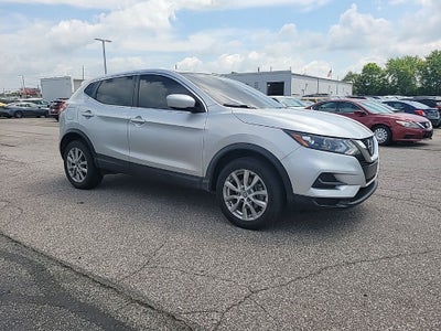2022 Nissan Rogue Sport S
