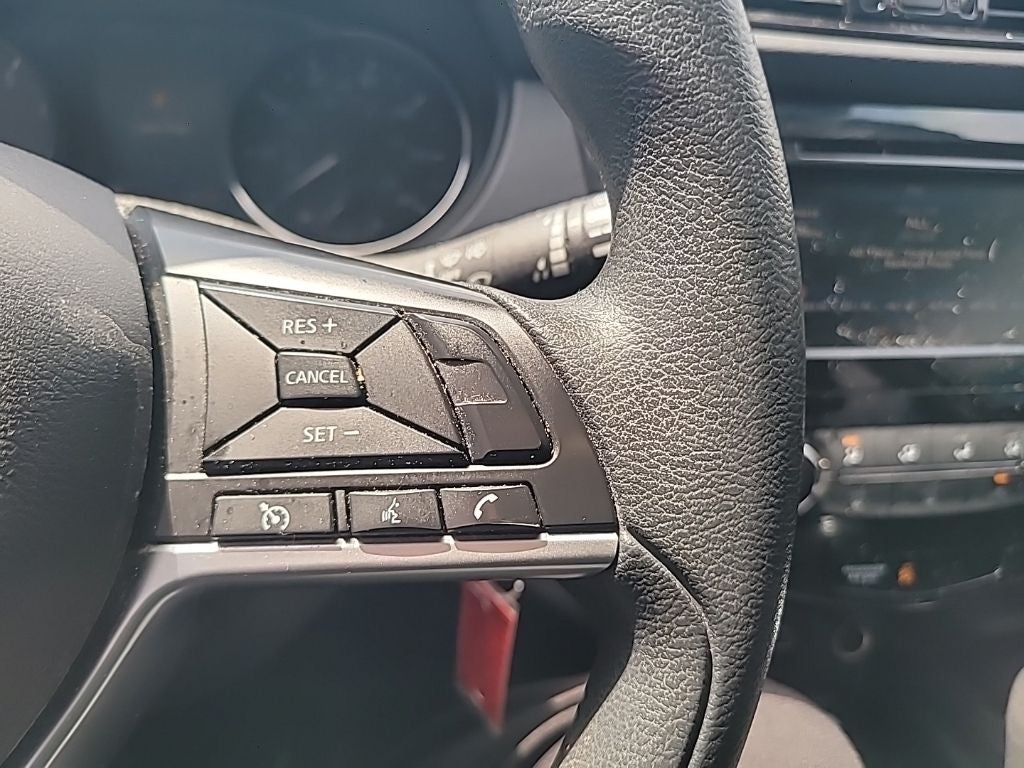 2022 Nissan Rogue Sport S