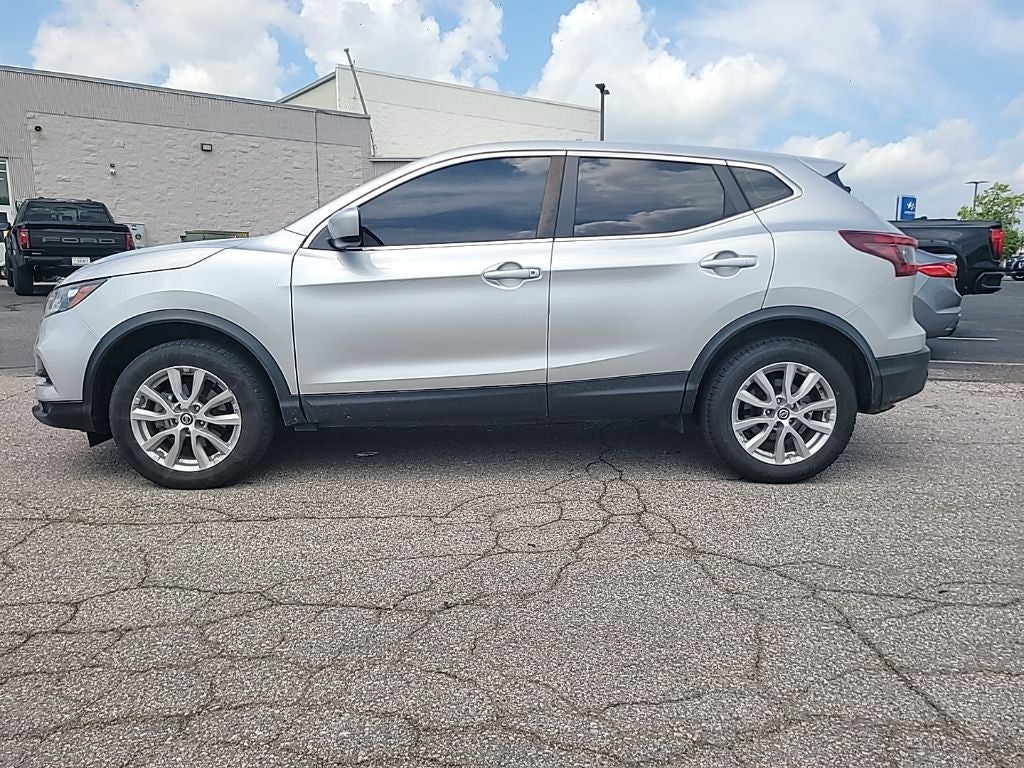 2022 Nissan Rogue Sport S