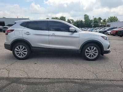 2022 Nissan Rogue Sport S