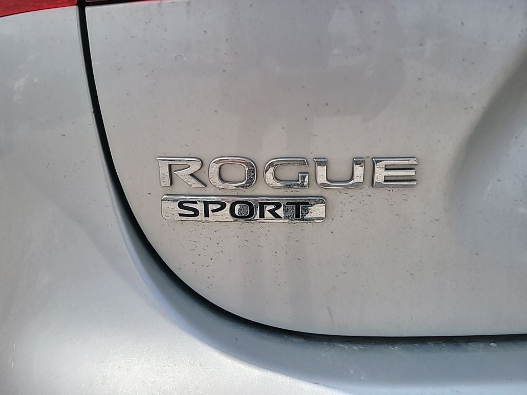 2022 Nissan Rogue Sport S