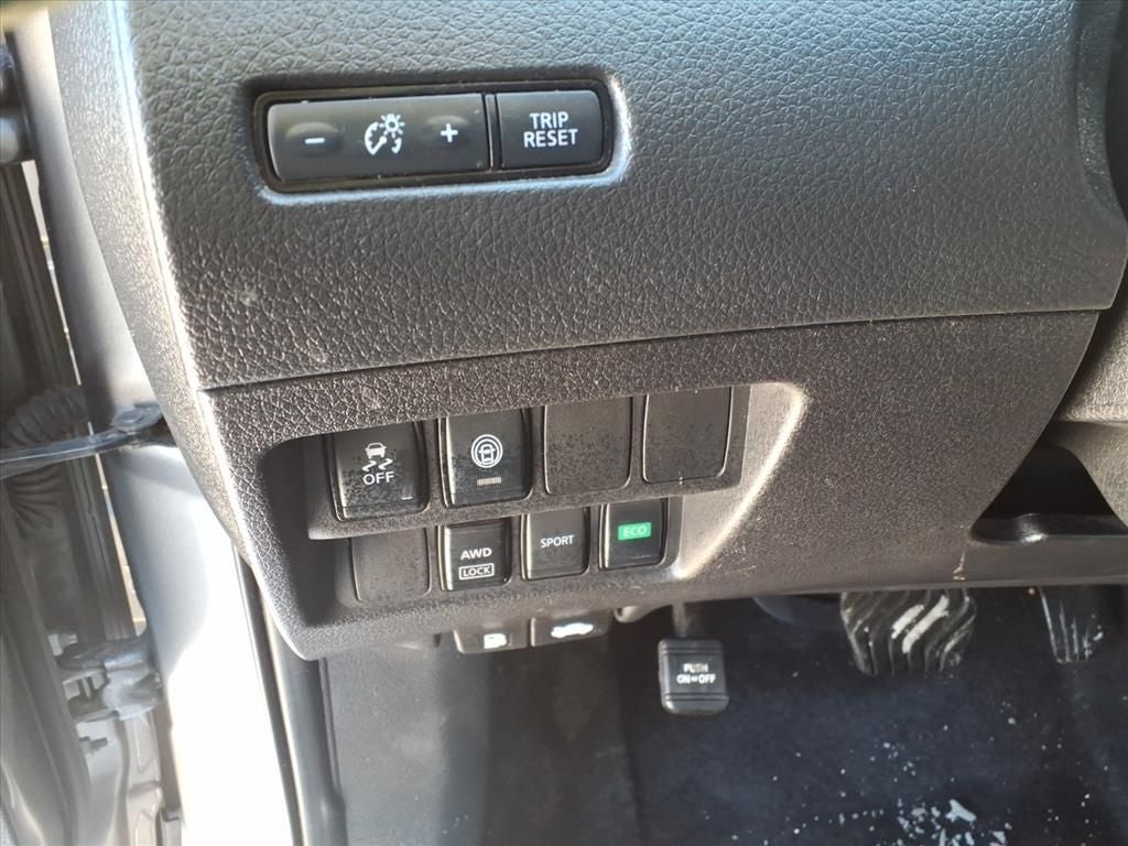 2022 Nissan Rogue Sport S