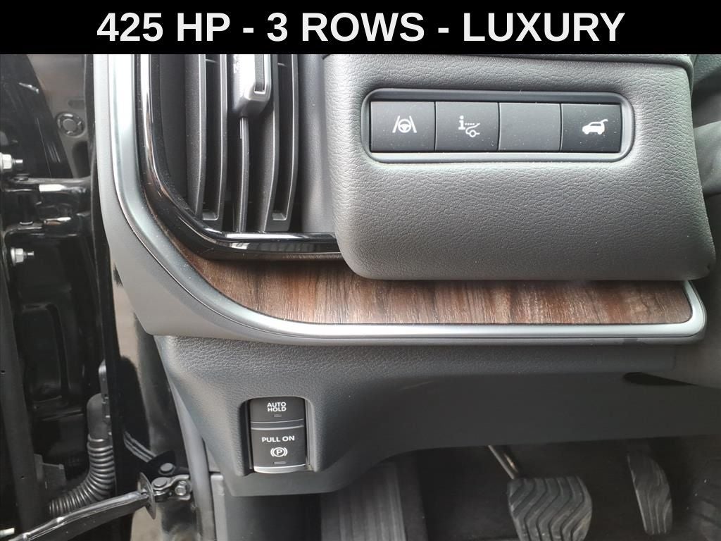 2025 Nissan Armada Platinum Reserve