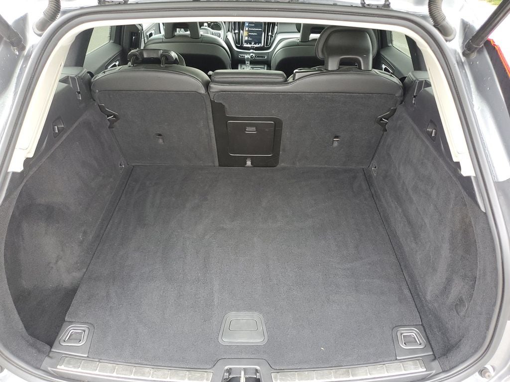 2018 Volvo XC60 T5 Momentum