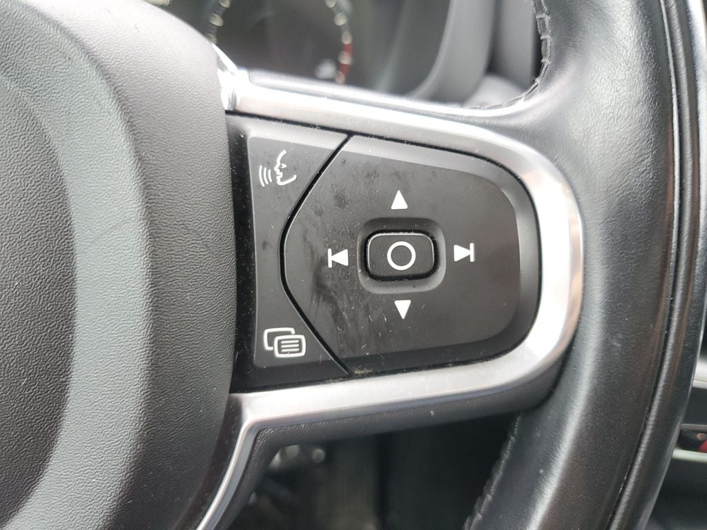 2018 Volvo XC60 T5 Momentum