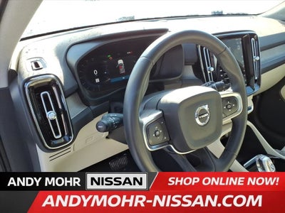 2023 Volvo XC40 B5 Plus Bright Theme
