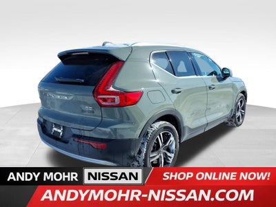 2023 Volvo XC40 B5 Plus Bright Theme