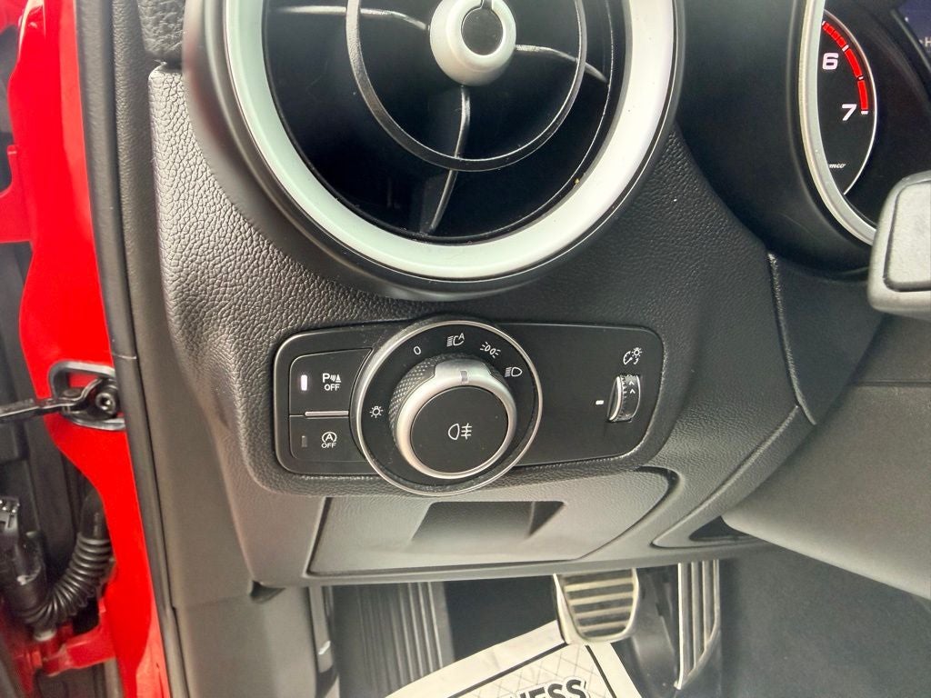 2022 Alfa Romeo Stelvio Ti