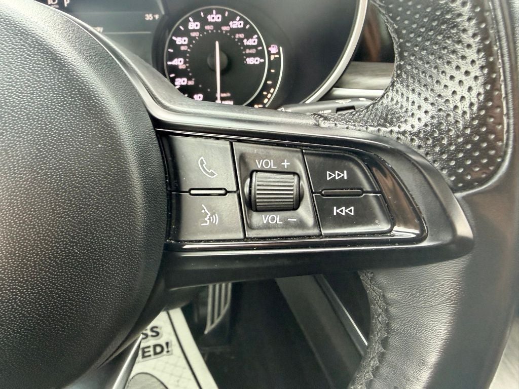 2022 Alfa Romeo Stelvio Ti