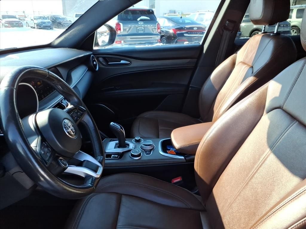 2022 Alfa Romeo Stelvio Ti