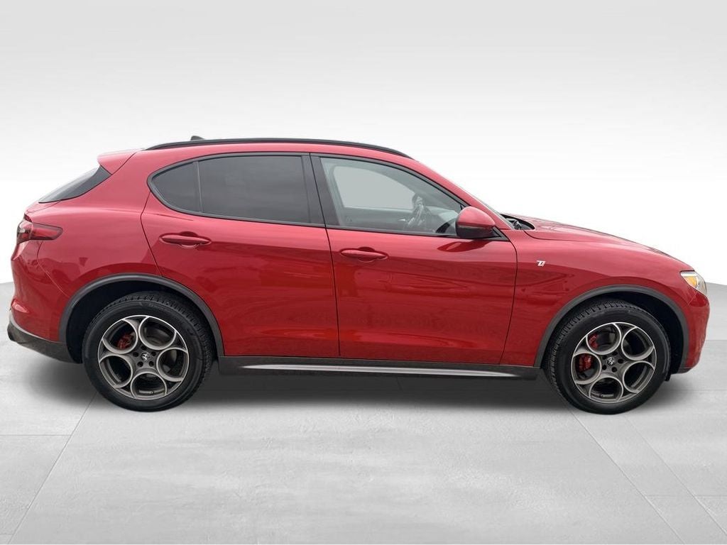 2022 Alfa Romeo Stelvio Ti