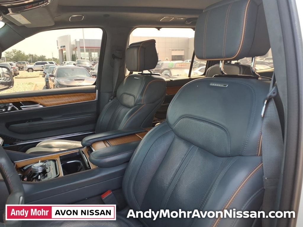 2022 Jeep Grand Wagoneer Series II