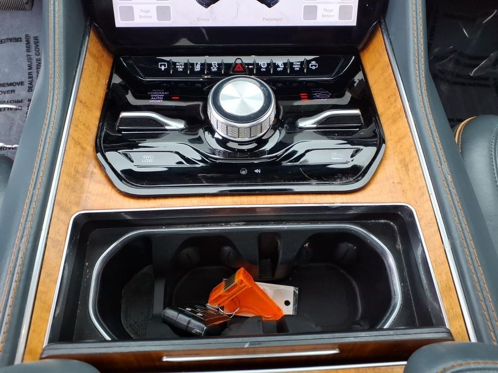 2022 Jeep Grand Wagoneer Series II