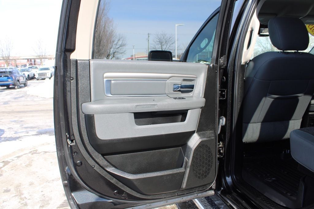 2019 RAM 1500 Classic Lone Star