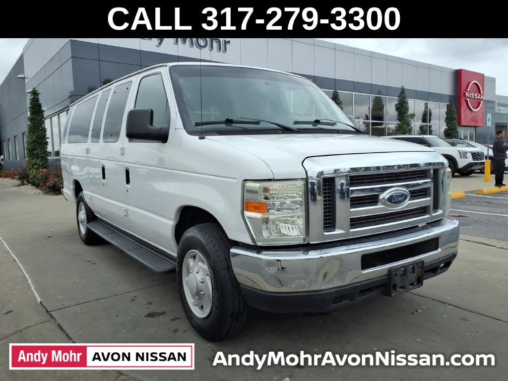2009 Ford E-350SD XLT