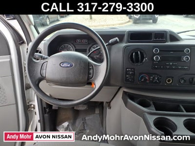 2009 Ford E-350SD XLT