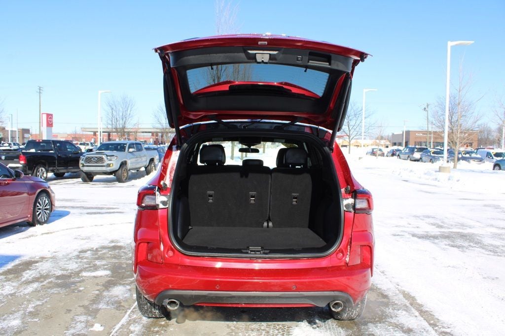 2023 Ford Escape ST-Line Select