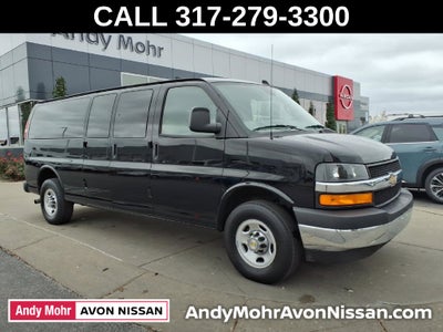 2025 Chevrolet Express 3500 LT Passenger