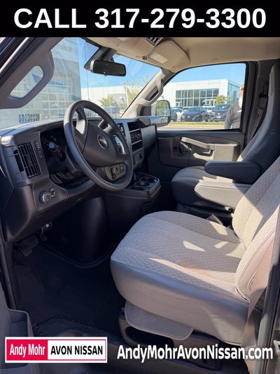 2025 Chevrolet Express 3500 LT Passenger