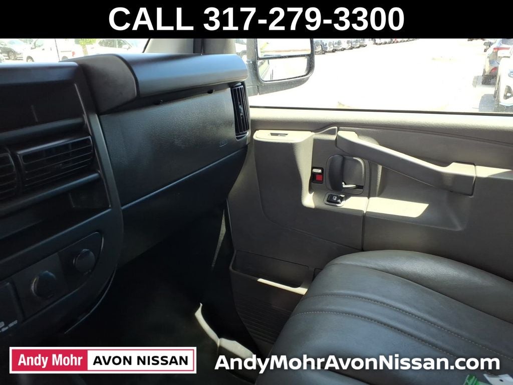 2022 Chevrolet Express 2500 Work Van Cargo