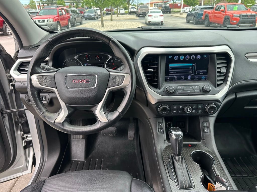 2017 GMC Acadia SLT-1