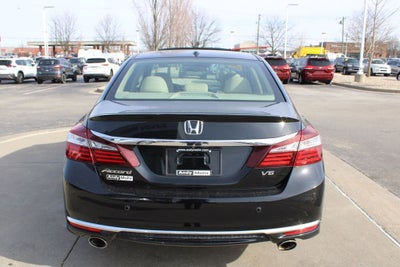 2016 Honda Accord EX-L w/Navigation and Honda Sensing