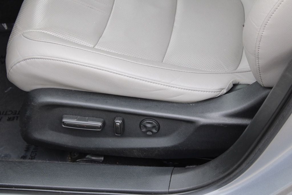 2019 Honda Accord Hybrid Touring